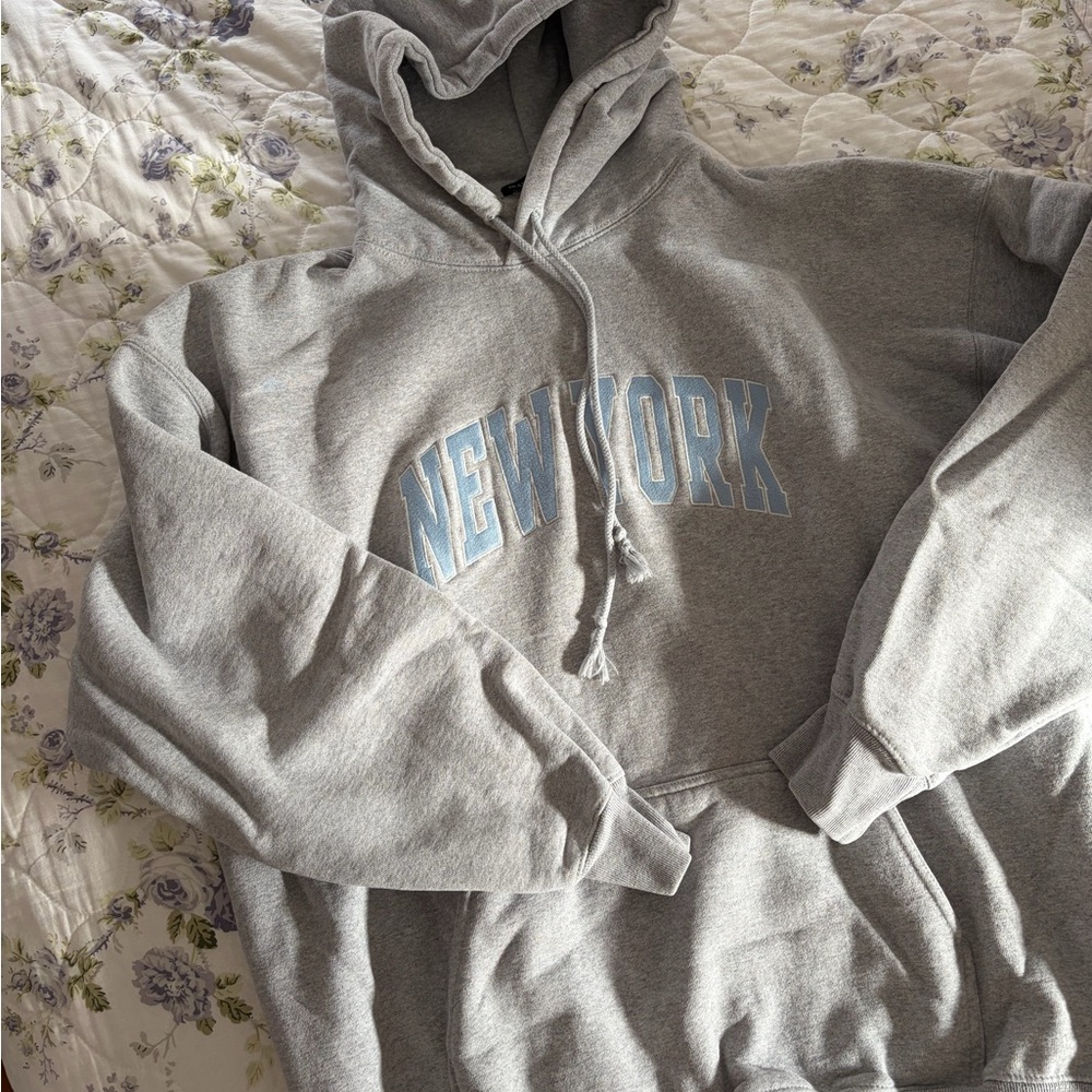 Brandy Melville New York Hoodie